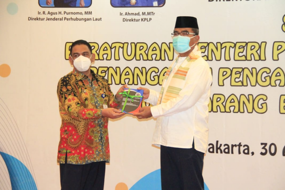 KEMENHUB SOSIALISASIKAN PERATURAN MENTERI TENTANG PENANGANAN MUATAN CURAH PADAT DAN BARANG BERBAHAYA