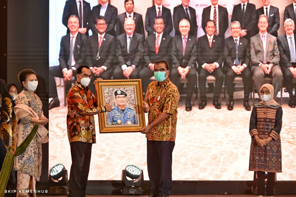 DIRJEN PERHUBUNGAN LAUT AGUS H. PURNOMO MASUKI MASA PURNA TUGAS