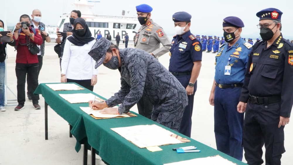 SINERGITAS CEGAH PEREDARAN NARKOTIKA MELALUI JALUR LAUT, KPLP GABUNG TIM OPERASI LAUT INTERDIKSI TERPADU 2021