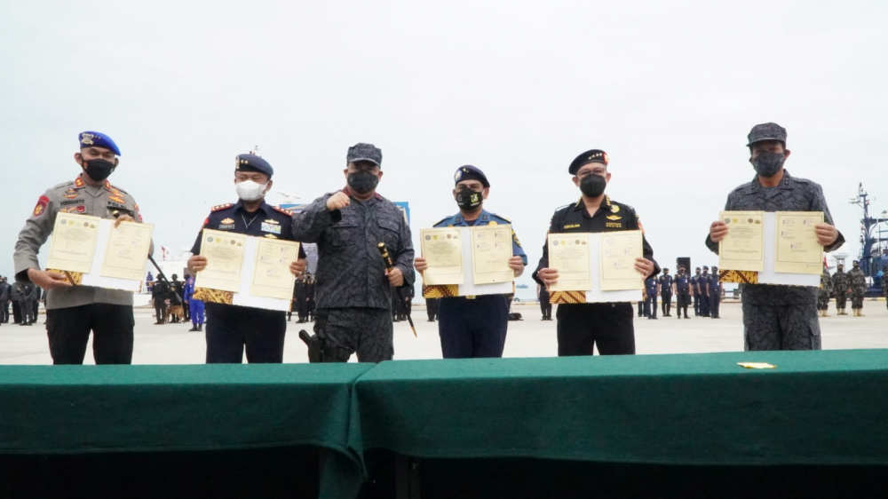 SINERGITAS CEGAH PEREDARAN NARKOTIKA MELALUI JALUR LAUT, KPLP GABUNG TIM OPERASI LAUT INTERDIKSI TERPADU 2021