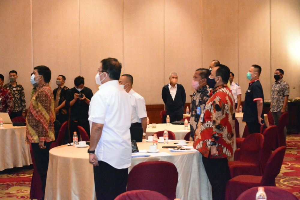 ATASI HAMBATAN DISTRIBUSI LOGISTIK DAN EKSPOR, KEMENHUB WACANAKAN INDONESIAN SEA
