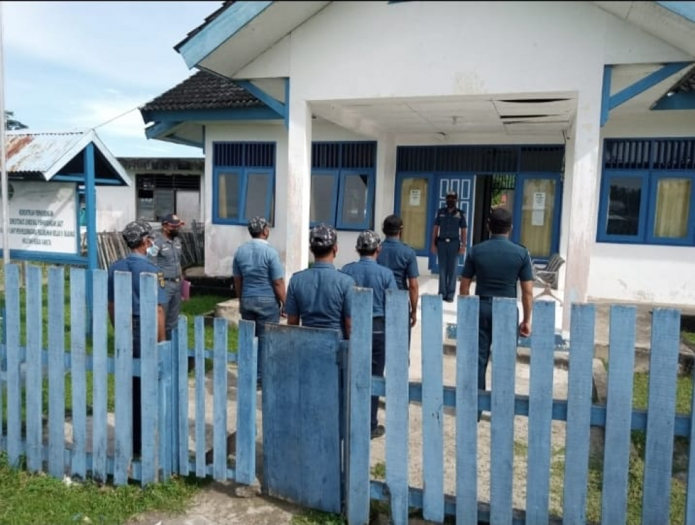 Kegiatan Rutin Apel Pagi Kantor UPP Kelas II Babang Wilker Pelabuhan Saketa
