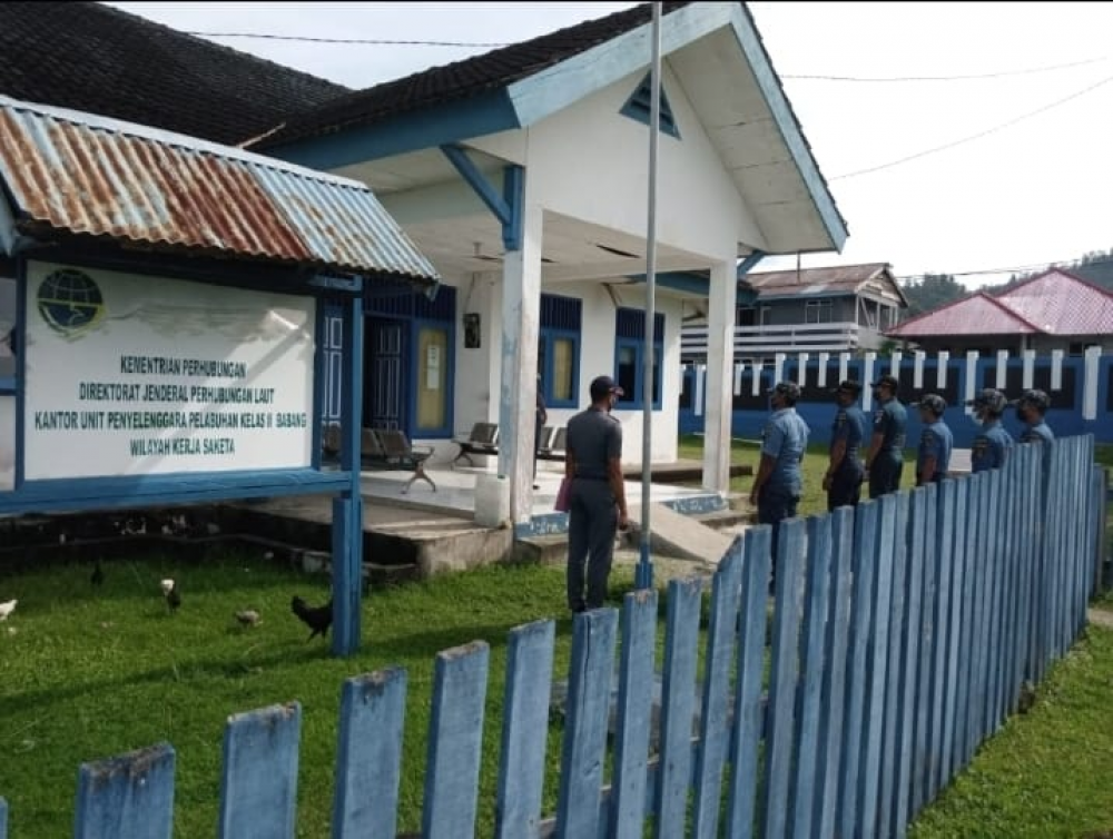 Kegiatan Rutin Apel Pagi Kantor UPP Kelas II Babang Wilker Pelabuhan Saketa