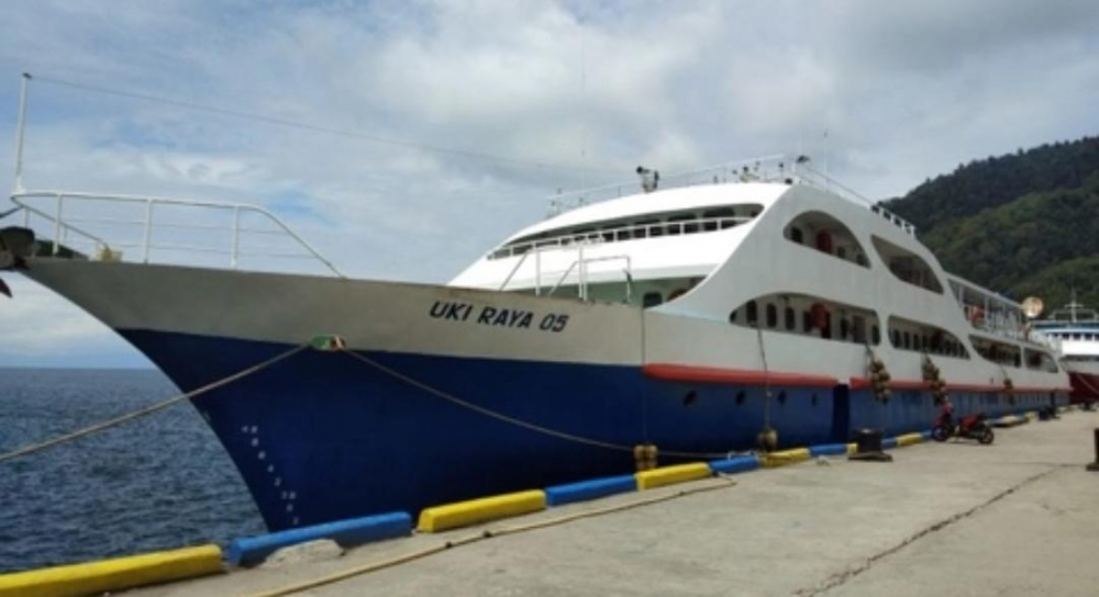 Petugas Marine Inspectur Kantor UPP Babang Lakukan Pemeriksaan Teknis KM Uki Raya 05