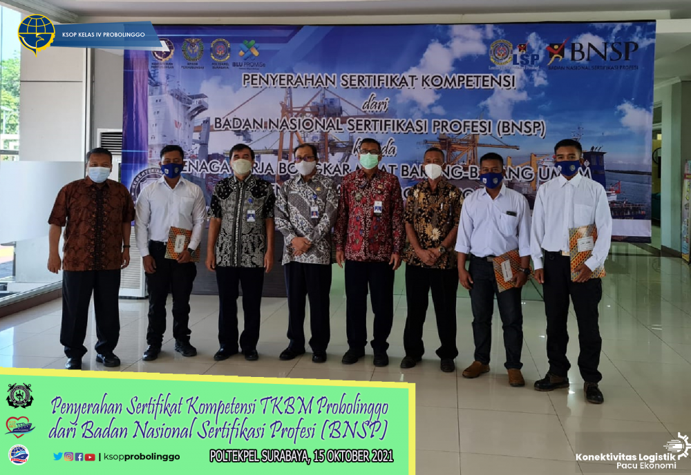 Penyerahan Sertifikat Keahlian TKBM Probolinggo dari BNSP