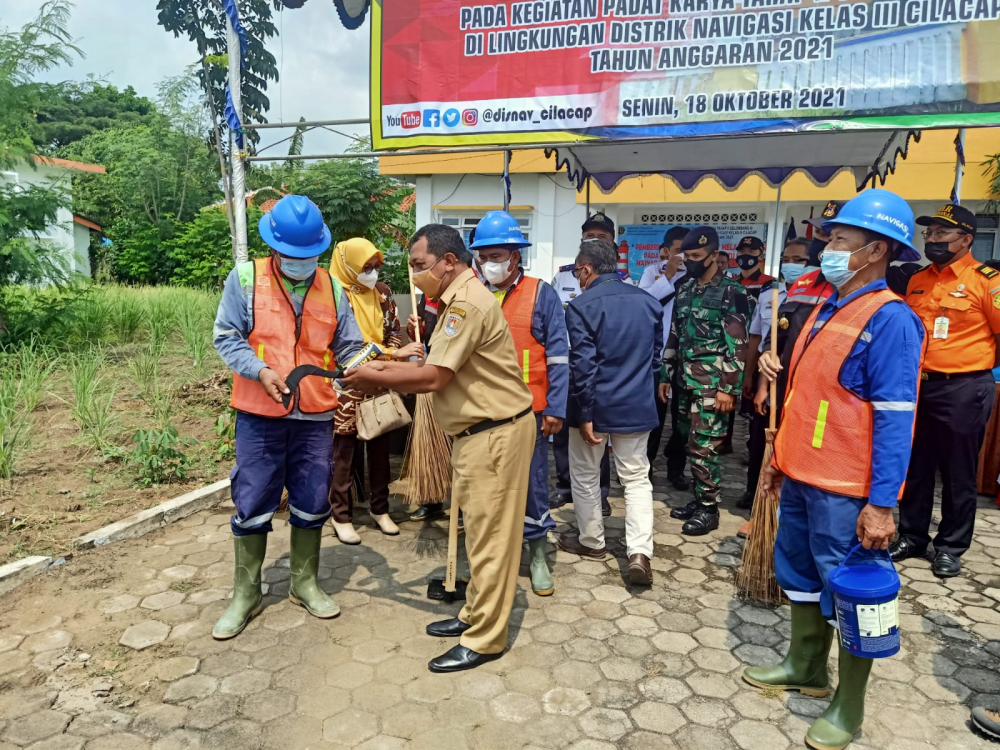 KEMENHUB KEMBALI GELAR PROGRAM PADAT KARYA DI CILACAP JAWA TENGAH