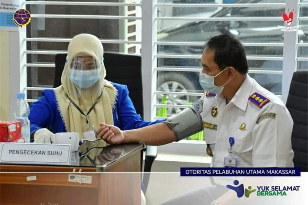 Pelaksanaan Vaksinasi Tahap Pertama bagi seluruh Pegawai Kantor OP Makassar