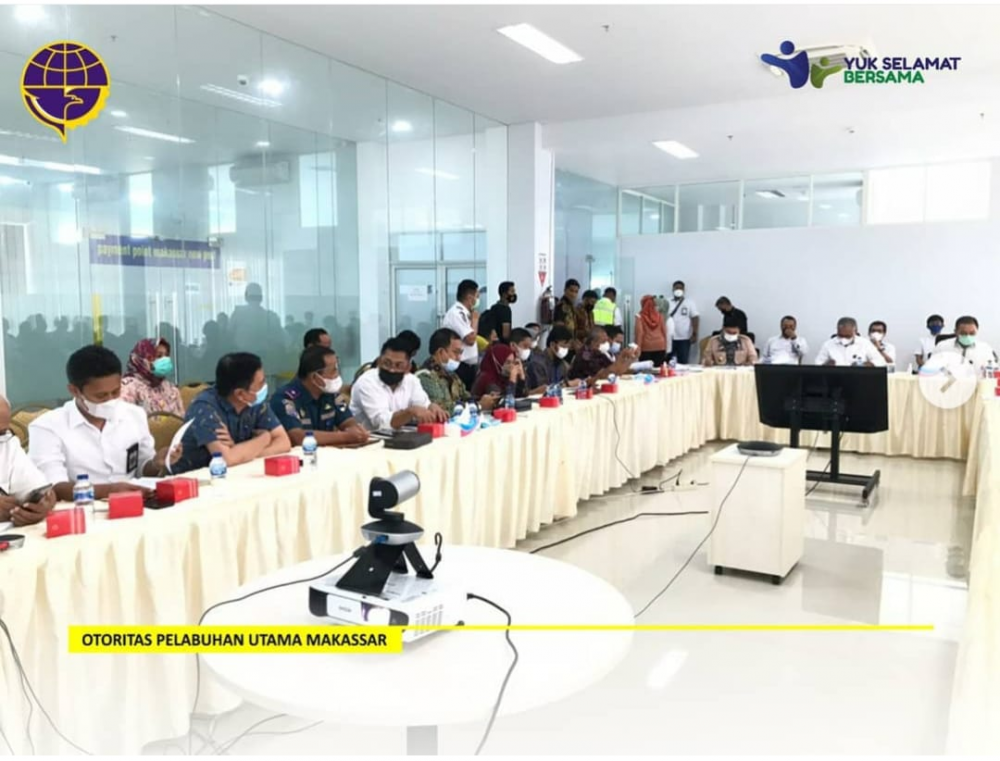 Makassar, 3 Juni 2021 Kepala Kantor Otoritas Pelabuhan Utama Makassar, Bambang Gunawan didampingi oleh Kepala Bidang Perencanaan dan Pembangunan melaksanakan kegiatan Rapat Koordinasi Lanjutan Pembangunan Proyek Strategi Nasional (PSN) di Sulawesi Selatan