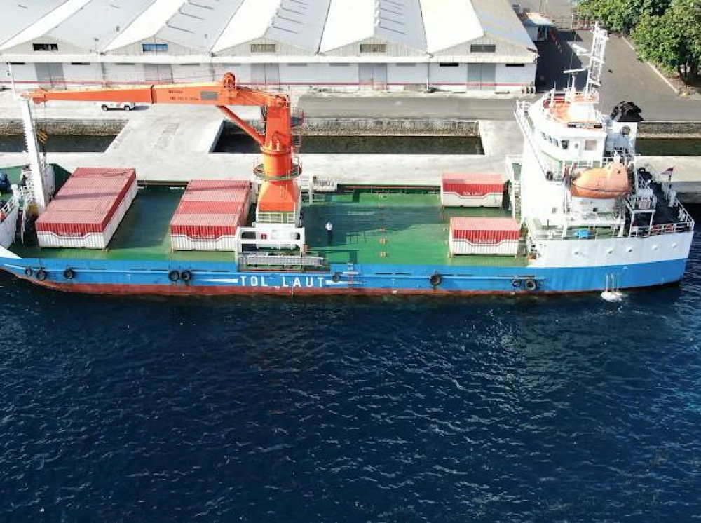 TUJUH TAHUN TOL LAUT LAYANI  32 TRAYEK, OPERASIONALKAN 32 KAPAL, SINGGAHI  114 PELABUHAN