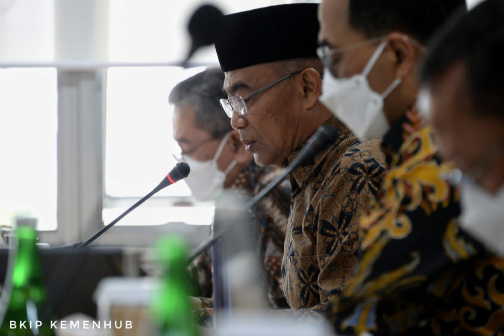 Gelar Rakor Persiapan Antisipasi Libur Natal dan Tahun Baru, Pemerintah Bersiap Lakukan Pengendalian Mobilitas dan Perketat Prokes Cegah Lonjakan Kasus Covid-19