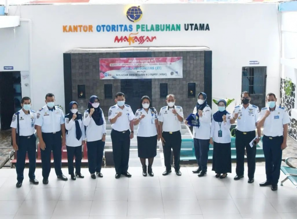 Kantor Unit Penyelenggara Pelabuhan Kelas II Maccini Baji mengadakan kunjungan Studi Banding ke Kantor Otoritas Pelabuhan Utama Makassar dalam rangka meningkatkan fungsi keselamatan pelayaran, implementasi prosedur pelayanan kapal dan barang pada pelabuha