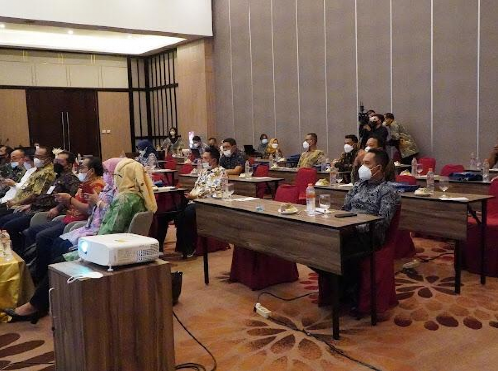 TINGKATKAN KESELAMATAN DAN PERLINDUNGAN LINGKUNGAN MARITIM, KEMENHUB SEGERA TETAPKAN ALUR PELAYARAN DI PELABUHAN LAPUKO