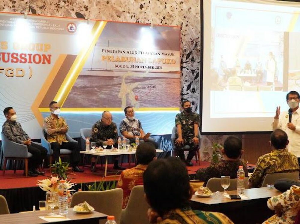 TINGKATKAN KESELAMATAN DAN PERLINDUNGAN LINGKUNGAN MARITIM, KEMENHUB SEGERA TETAPKAN ALUR PELAYARAN DI PELABUHAN LAPUKO