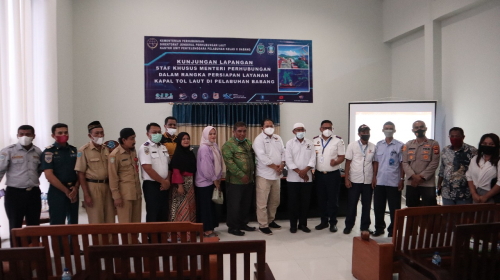 KUNJUNGAN LAPANGAN STAF KHUSUS MENTERI PERHUBUNGAN DALAM RANGKA PERSIAPAN LAYANAN TOL LAUT DI PELABUHAN