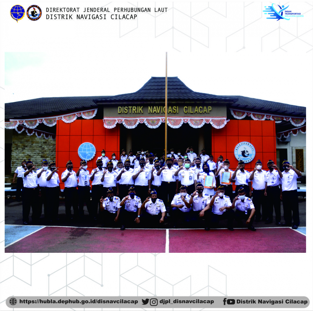 Apel Pagi Distrik Navigasi Kelas III Cilacap dan Penyerahan Sertifikat ISO 9001:2015 Secara Simbolis