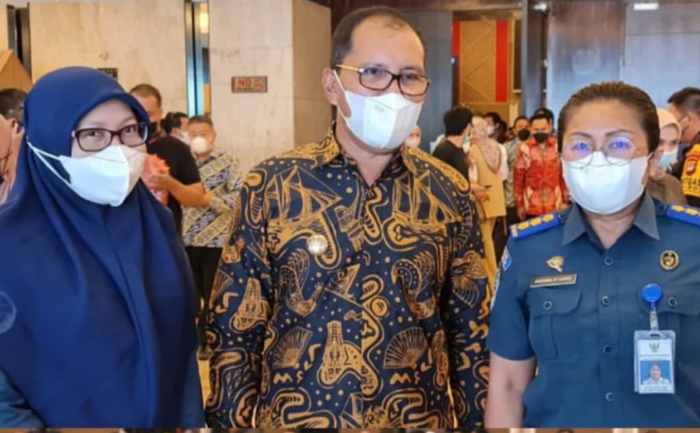 Kantor Otoritas Pelabuhan Utama Makassar, diwakili oleh Kepala Bagian Tata Usaha, Adriana M Lambe hadir mengikuti kegiatan Pemerintah Kota Makassar Di Hotel Claro, Makassar