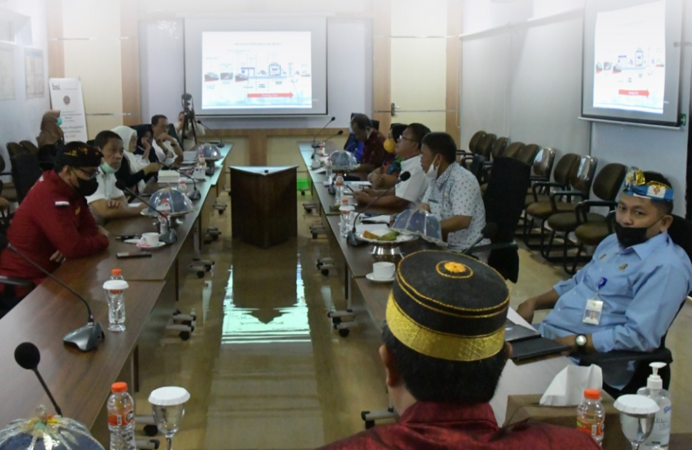 Rapat Pembahasan Dwelling Time Di Pelabuhan Makassar