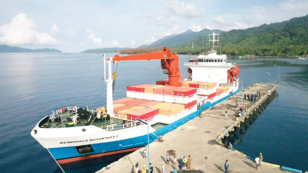 SISTEM APLIKASI SITOLAUT BOOKING MUATAN TOL LAUT KM. KENDHAGA NUSANTARA 9 TELAH DIBUKA