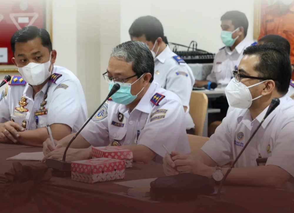 Soft Entry Meeting Pemeriksaan BPK RI atas Laporan Keuangan Tahun 2021 Kemenhub pada Satker Uji Petik Sub Tim 8 Di Ruang Rapat PIP Makassar