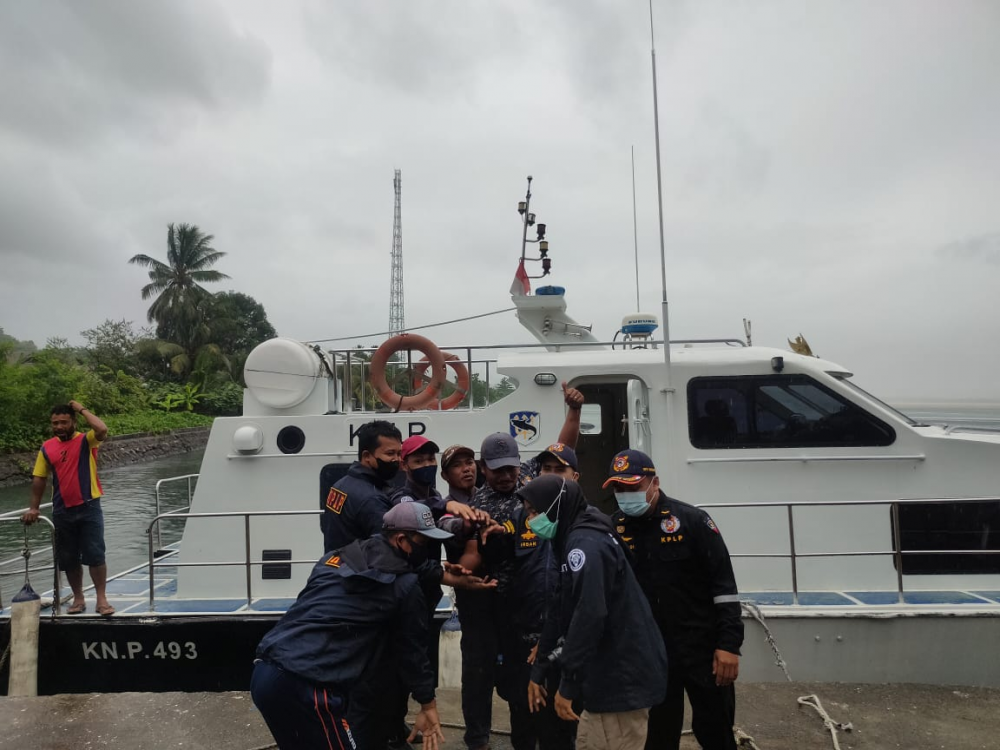 KPLP KANTOR UPP BABANG DAN BASARNAS KEMBALI LAKUKAN PENCARIAN SATU ORANG HILANG DI PULAU KUSU