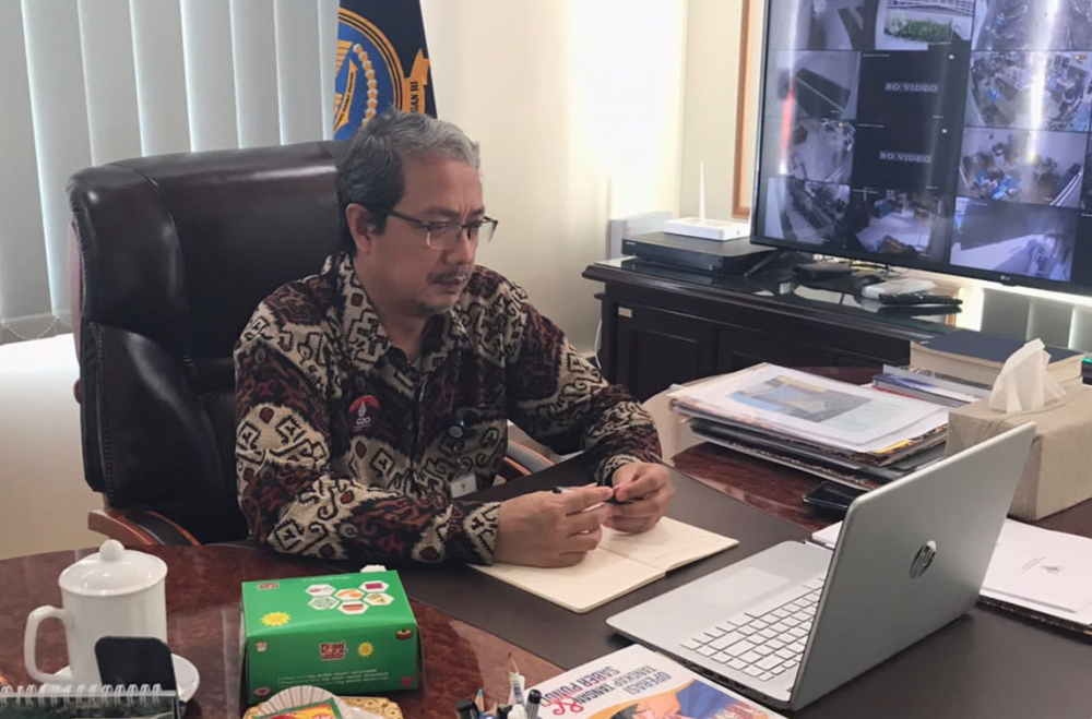 Pembahasan Tindak Lanjut Atas Temuan Di Pelabuhan Bersama Tim Stranas PK KPK Terkait Tindak Lanjut Penataan Organisasi Melalui Virtual Zoom Meeting