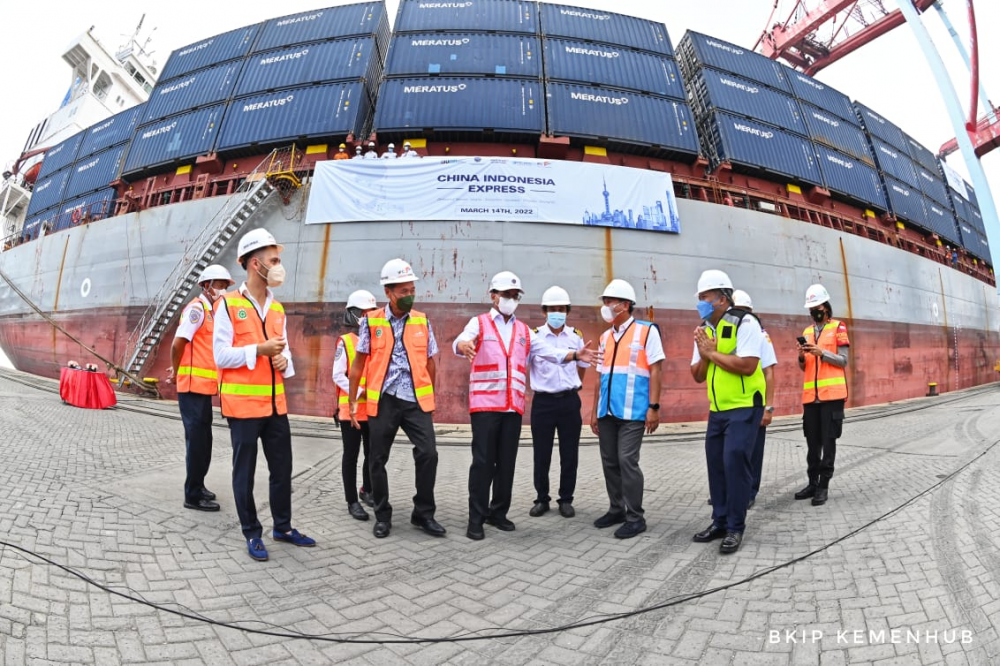 Tingkatkan Daya Saing Logistik, Menhub Dorong Pelaku Bisnis Pelayaran Buka Rute Internasional