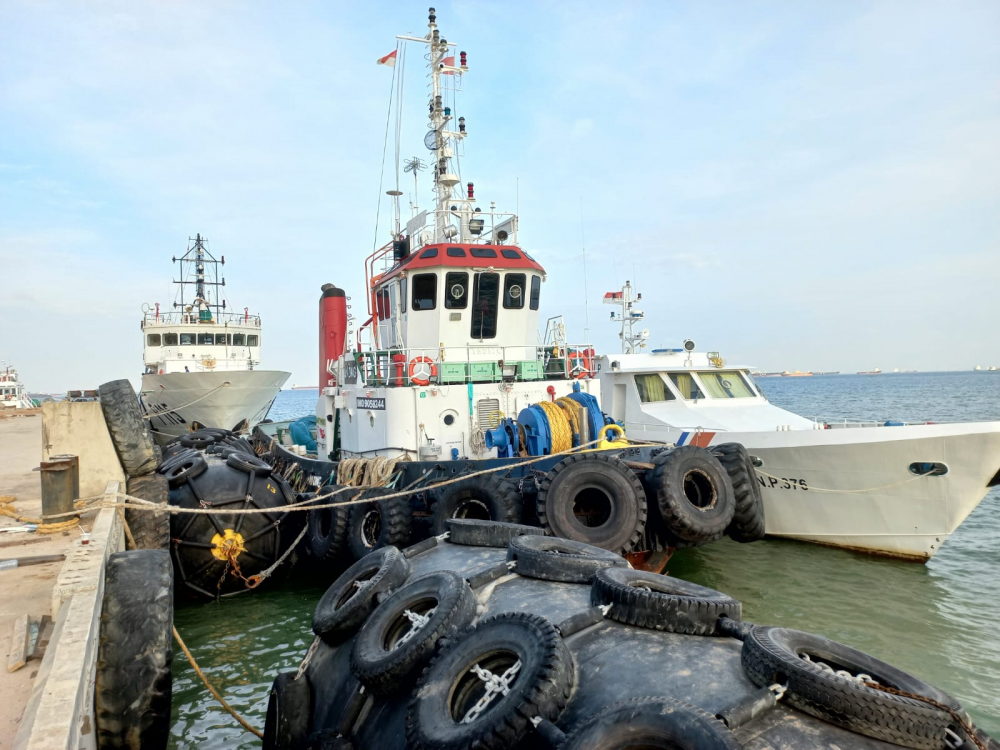 KEMENHUB AMANKAN 3 KAPAL ASING DAN 1 KAPAL BERBENDERA INDONESIA YANG  BERAKTIVITAS ILEGAL DI WILAYAH PERAIRAN BATAM