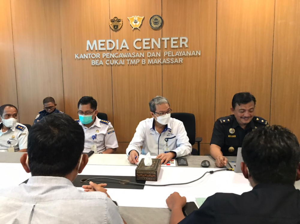 Rapat Pembahasan Autogate System Di Pelabuhan Makassar