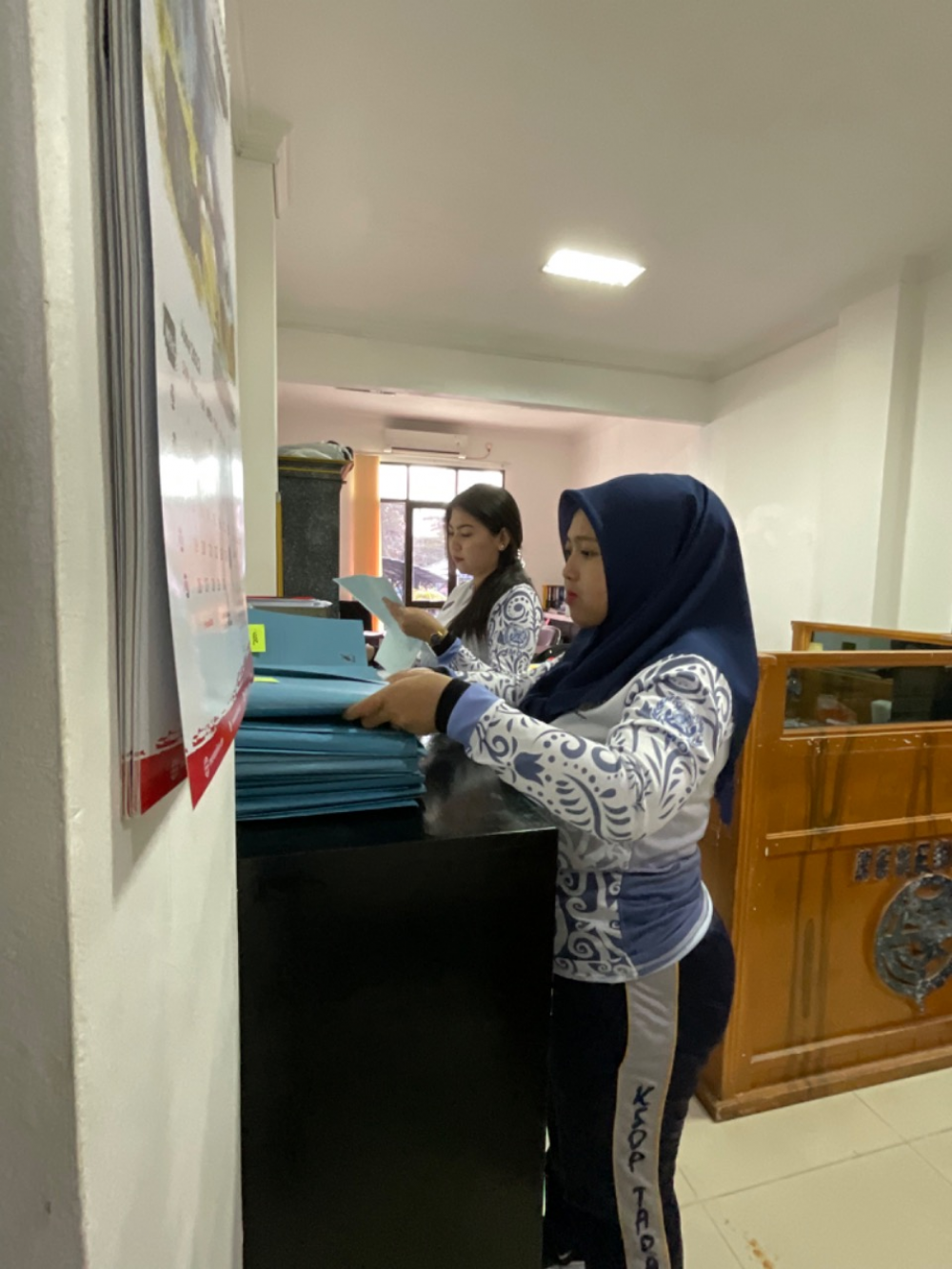 Jumat Bersih Merapikan Ruang Kerja