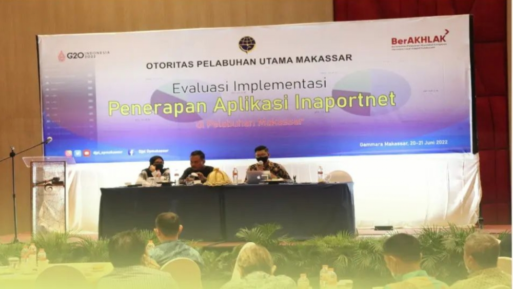 Evaluasi Implementasi Penerapan Aplikasi Inaportnet Di Pelabuhan Makassar Di Hotel Gammara