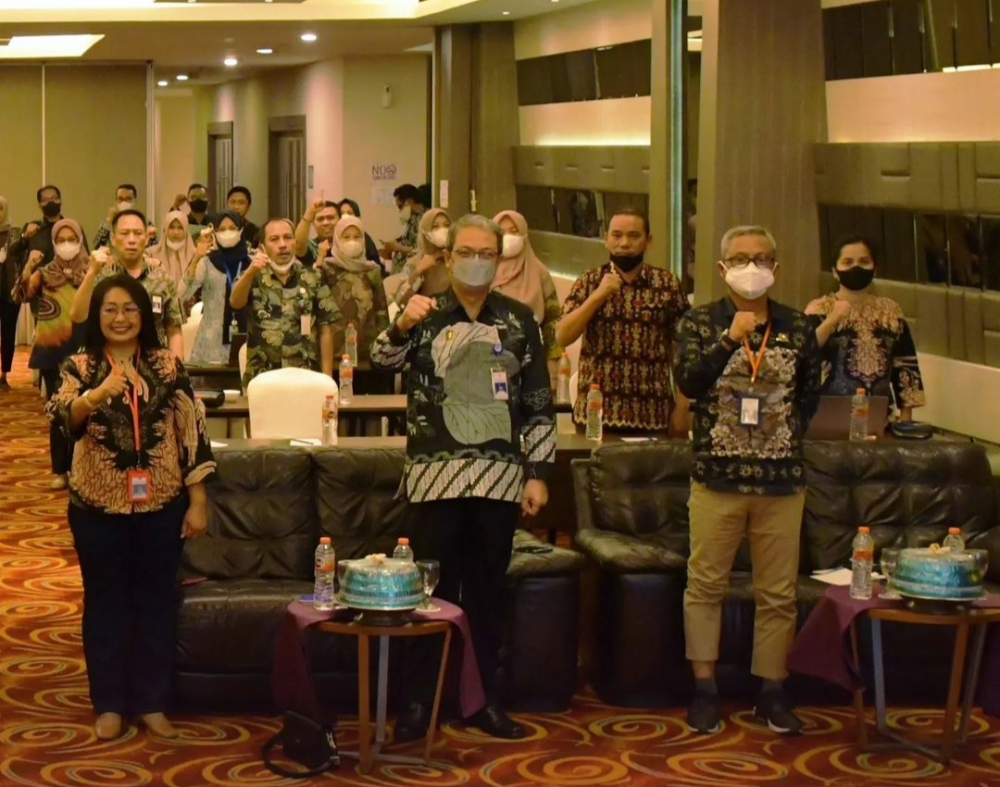 Bimbingan Teknis Pedoman Umum Ejaan Bahasa Indonesia&nbsp;Di Hotel W. Three Premier
