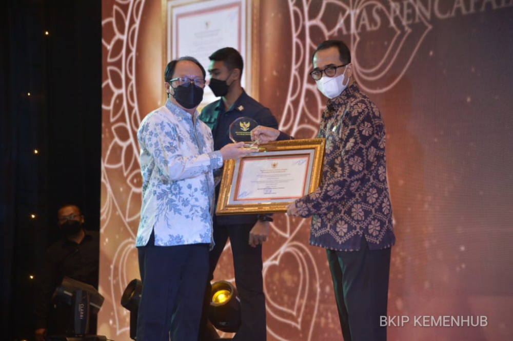 Kemenhub Beri Penghargaan Berbagai Pihak Pendukung Mudik 2022