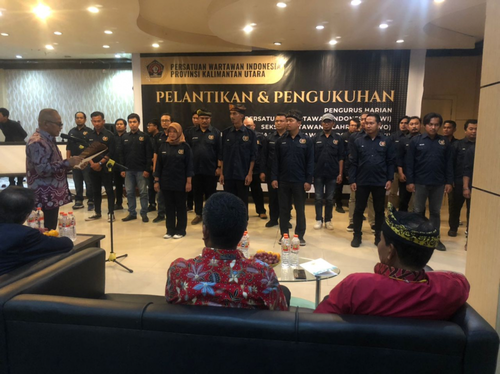 Kegiatan Pengukuhan dan Pelantikan Pengurus Harian Persatuan Wartawan Indonesia Provinsi Kalimantan Utara