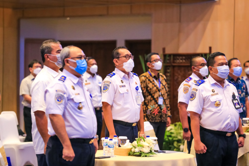 KEMENHUB BERIKAN HAK KONSESI PENYEDIAAN DAN PELAYANAN JASA KEPELABUHANAN KEPADA BUP PT PELABUHAN PENAJAM BANUA TAKA DAN PT BANGUN NUSANTARA JAYA MAKMUR PERKASA DI WILAYAH KALIMANTAN