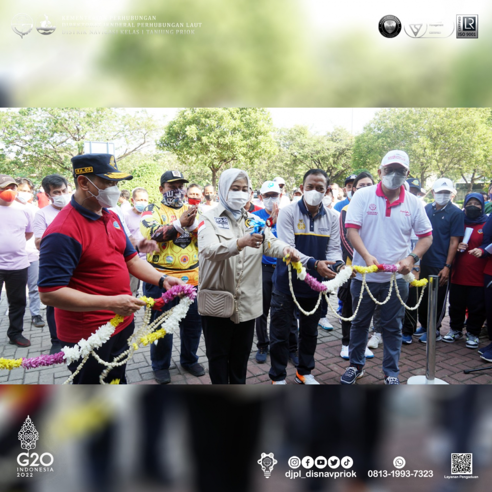 Kegiatan Padat Karya di Terminal Penumpang Nusantara II Pelabuhan Tanjung Priok