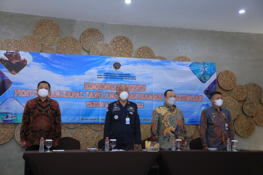 CEGAH PENCEMARAN LINGKUNGAN MARITIM, DITJEN HUBLA PASTIKAN PROSES PENUTUHAN KAPAL HARUS RAMAH LINGKUNGAN