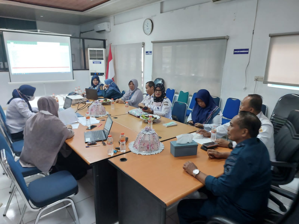 Rekonsiliasi Data Laporan Kegiatan Pemanduan dan Penundaan Kapal Di Pelabuhan Makassar, Di Ruang Rapat Kantor Otoritas Pelabuhan Utama Makassar