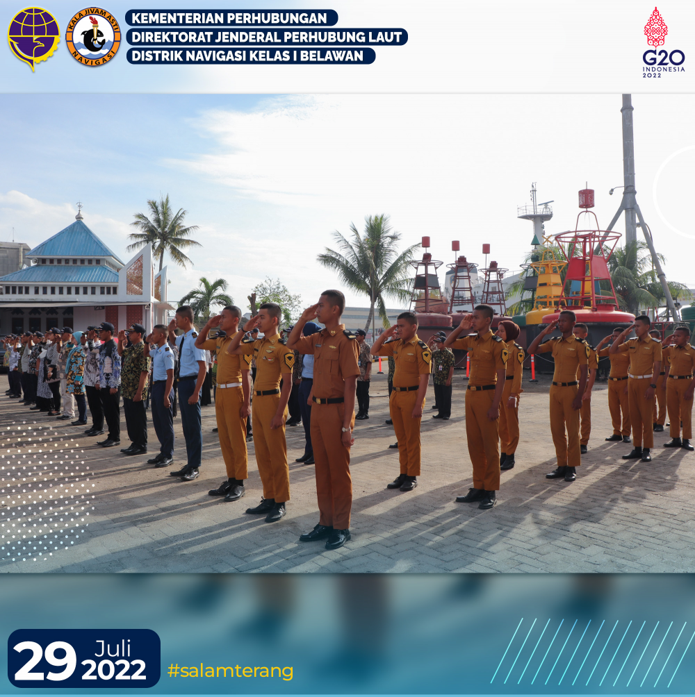 Pelaksanaan Apel Pagi dan Menyanyikan Lagu Hymne dan Mars Perhubungan secara bersama.