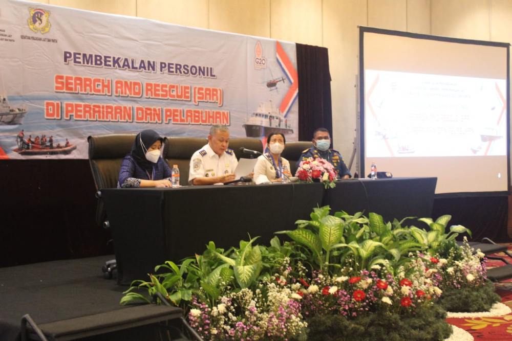 TINGKATKAN KESIGAPAN HADAPI BENCANA, KEMENHUB PERKUAT PERSONIL SAR DI PERAIRAN DAN PELABUHAN