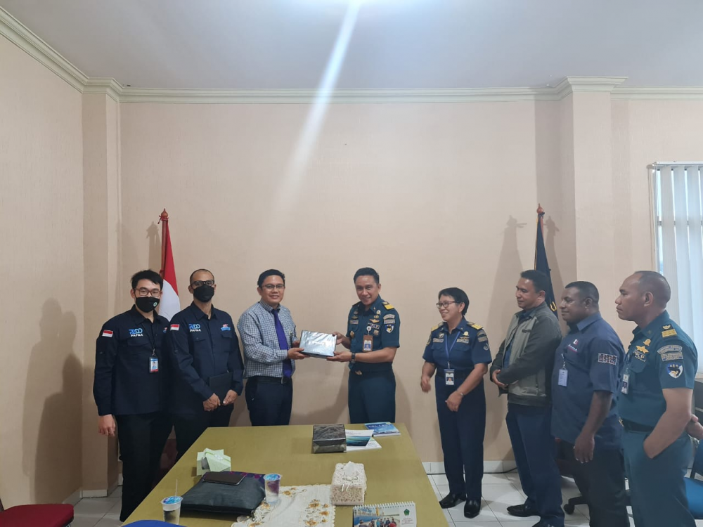 TIM LIAISON BANK INDONESIA KUNJUNGI KSOP JAYAPURA BAHAS POTENSI USAHA JASA SEKTOR KEPELABUHANAN DI PAPUA
