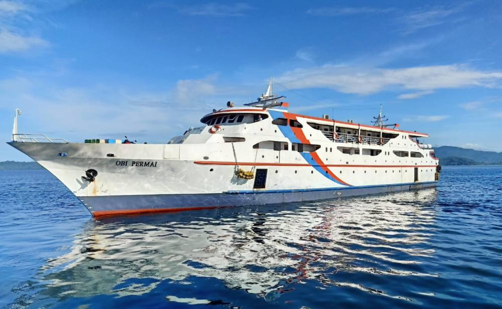 DARI TERNATE, 243 PENUMPANG KM. OBI PERMAI TURUN DI PELABUHAN KUPAL (BACAN)