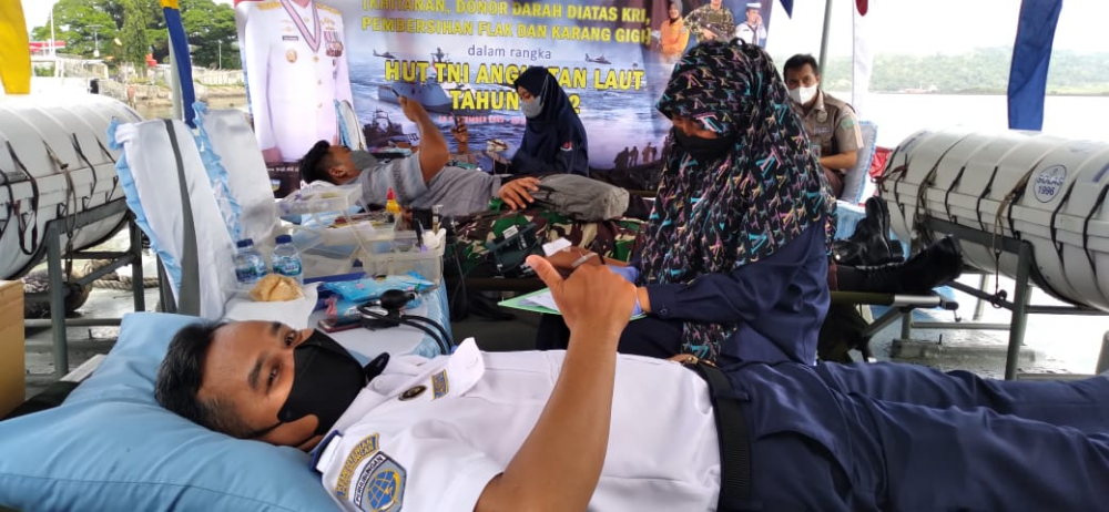 Kegiatan Sosial Donor Darah Pegawai Distrik Navigasi Kelas III Cilacap.
