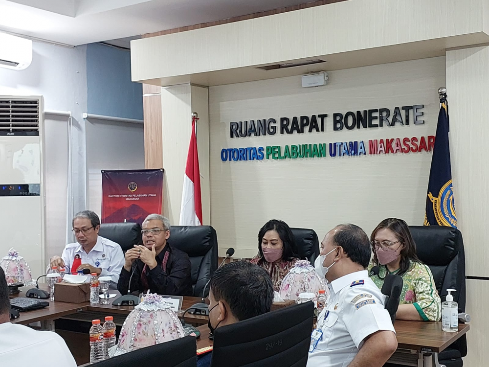 Coffee Morning dalam rangka pembangunan Zona Integritas kantor Otoritas Pelabuhan utama Makassar