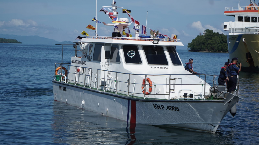 PERKUAT ARMADA DI WILAYAH TIMUR INDONESIA, KEMENHUB RESMIKAN 5 UNIT KAPAL NEGARA PATROLI