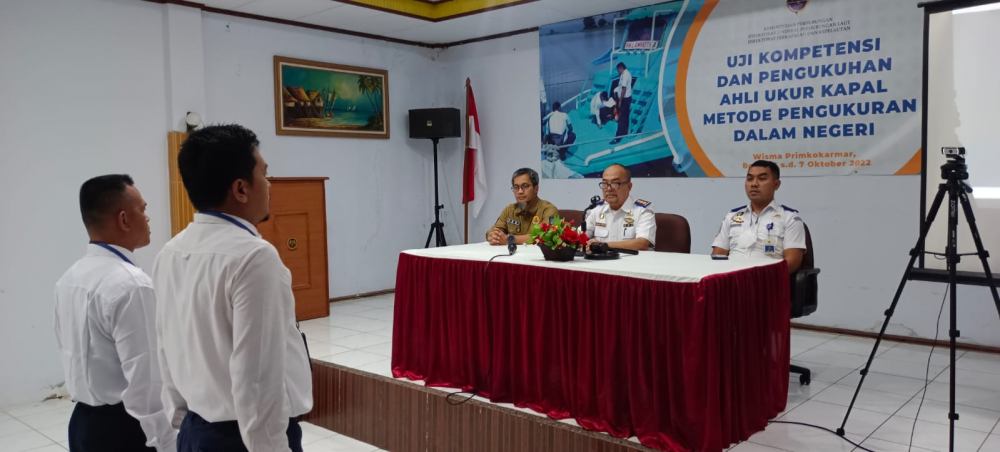 PERKUAT PENGAWASAN KESELAMATAN KAPAL JELANG NATARU, KEMENHUB KUKUHKAN 30 AHLI UKUR KAPAL