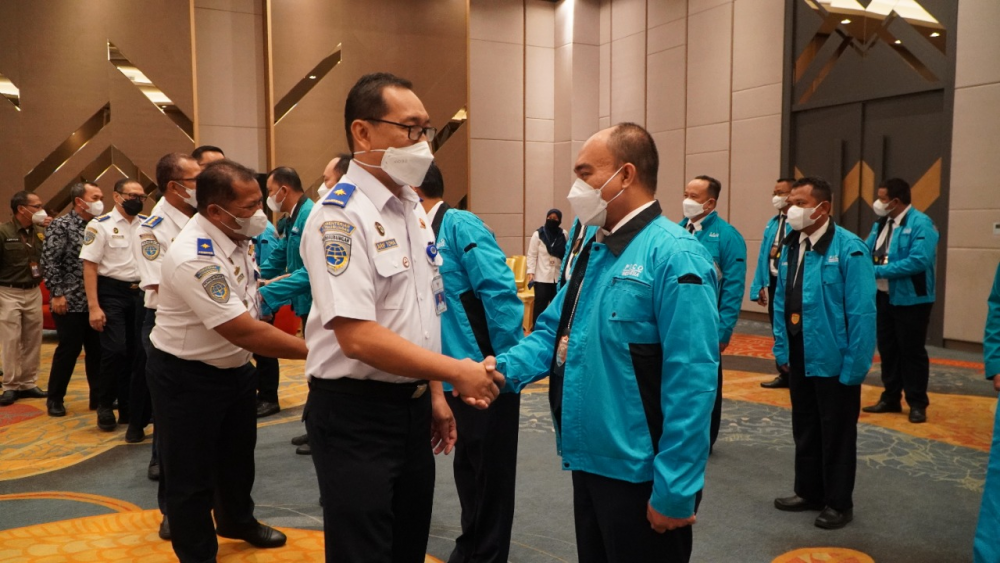 KEMENHUB KUKUHKAN DAN REVALIDASI PEJABAT PEMERIKSA KELAIKLAUTAN DAN KEAMANAN KAPAL ASING (PSCO)