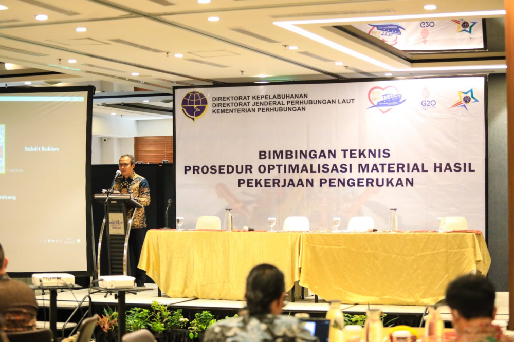 KEMENHUB ATUR TATA CARA  OPTIMALISASI MATERIAL HASIL PENGERUKAN DI PELABUHAN UNTUK KEPENTINGAN LAIN