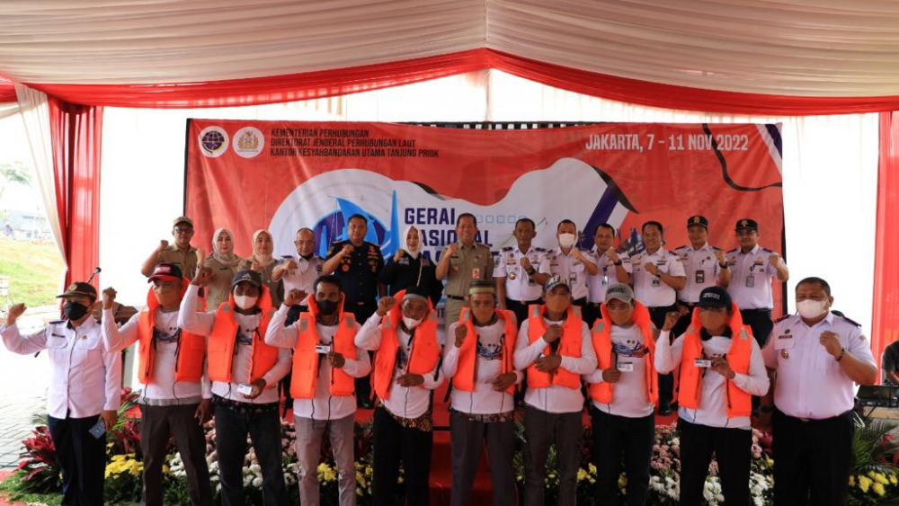 KEMENHUB BUKA GERAI NASIONAL E-PAS KECIL GRATIS UNTUK NELAYAN DI WILAYAH TANJUNG PRIOK