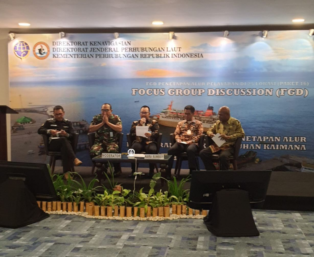 KEMENHUB OPTIMALISASIKAN PROGRAM TOL LAUT DENGAN MENGGELAR FGD ALUR PELAYARAN MASUK PELABUHAN KAIMANA