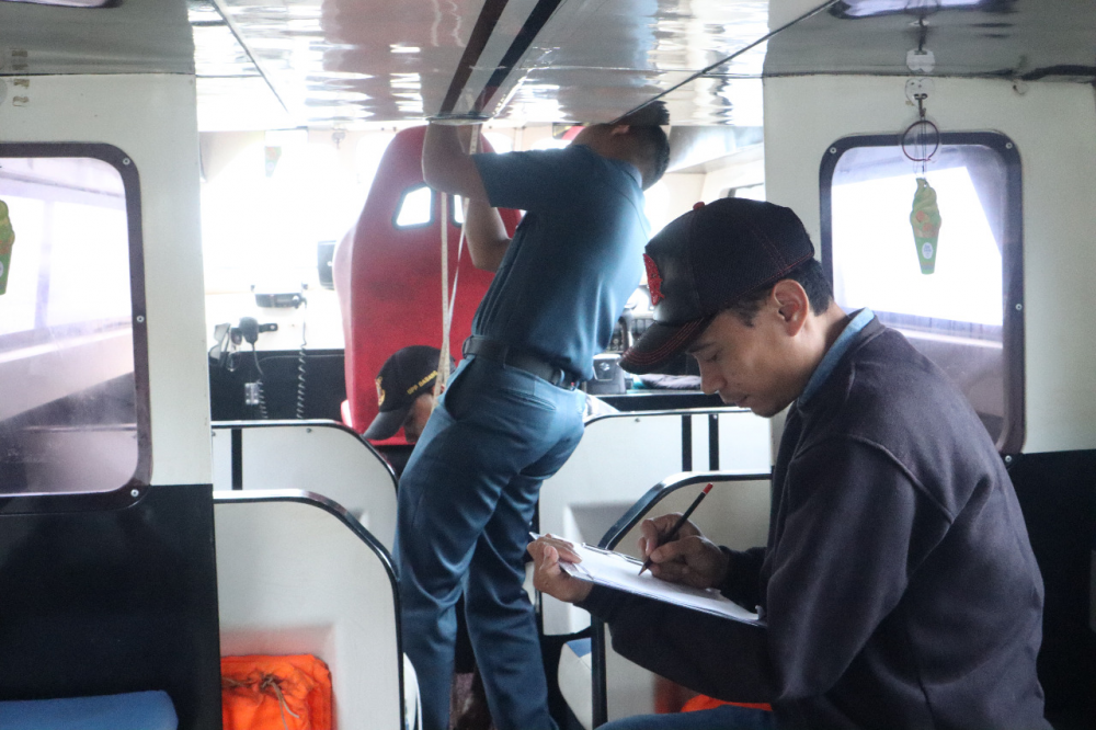 KANTOR UPP KELAS II BABANG LAKUKAN PENERTIBAN SURAT KAPAL